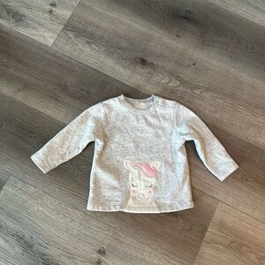 4/20$ Baby Unicorn Grey Long Sleeve Unicorn Sweatshirt size 6-9 months